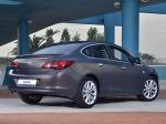 Opel Astra Sedan 2013 года (ZA)